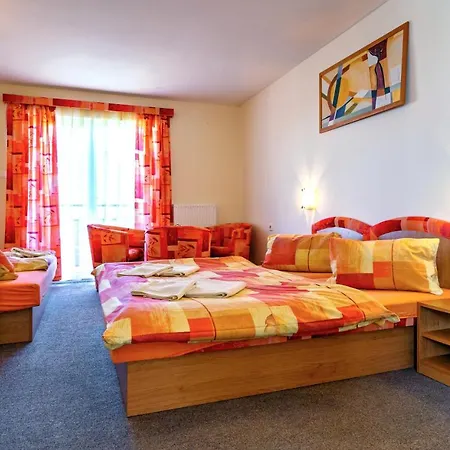 Guest house Quatro Iv 600m Od Kupaliska Podhajska