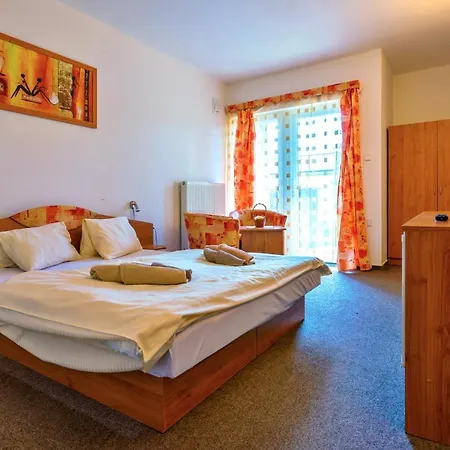 Guest house Quatro Iv 600m Od Kupaliska